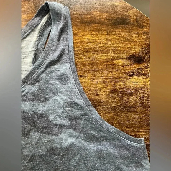 MUDD | juniors loose fit camouflage tank top. Size: L - Picture 3 of 7